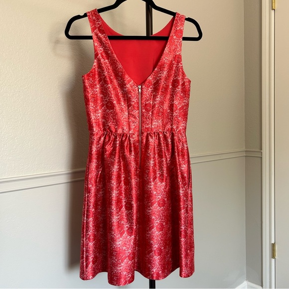 The Limited Structured High Neck A-Line Red Satin Lace Rose Print Dress Women’s - Picture 4 of 10